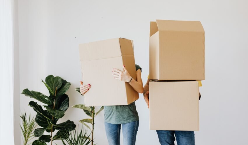 Questions to ask a moving company before hiring them